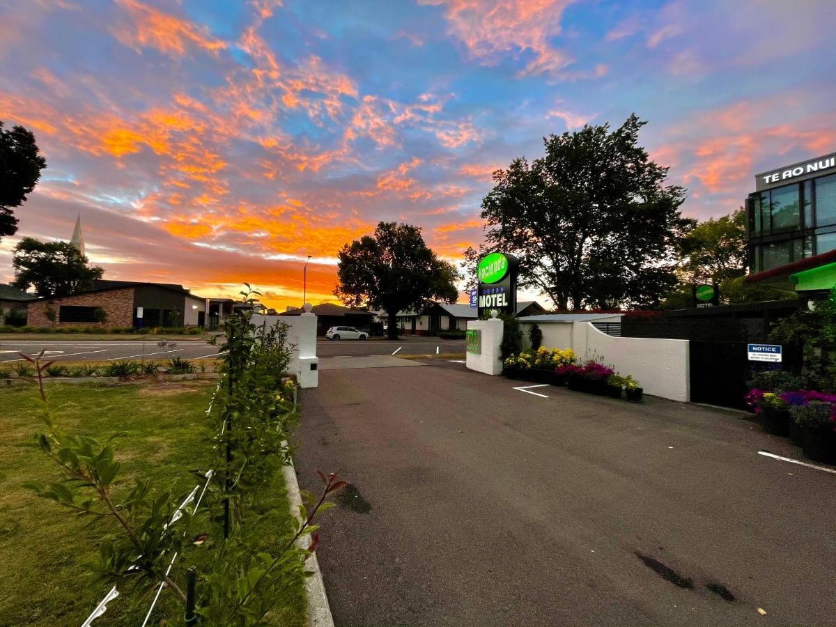 Hacienda Motor Lodge Palmerston North Exterior foto